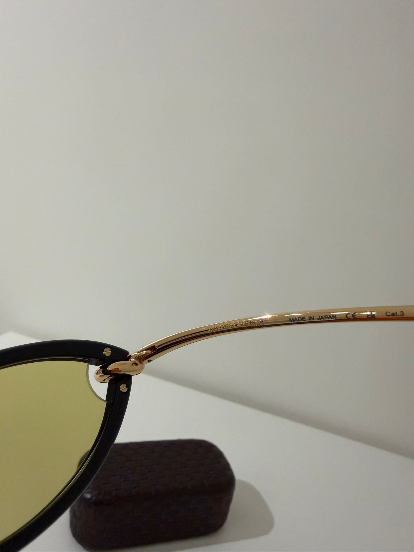 Occhiali bottega giallo